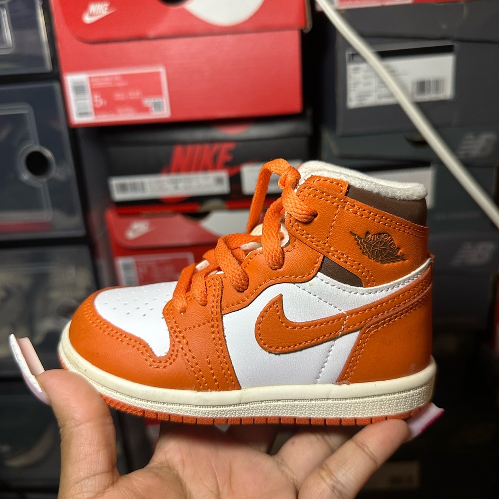 JORDAN 1